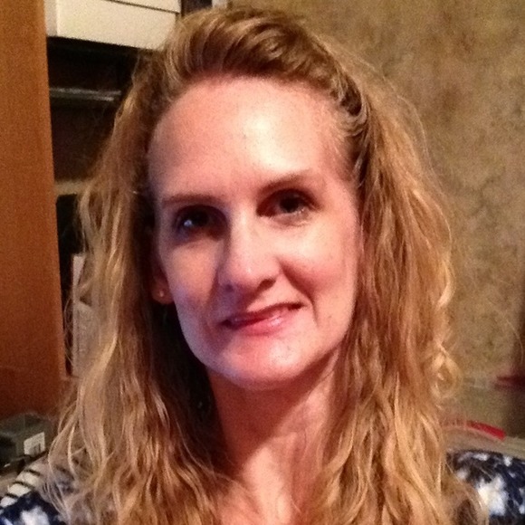 Meet your Posher, Amy - Picture 1 of 1